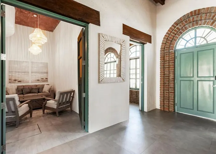 Downtown Historic - Starlink Wifi - Pool Holiday home